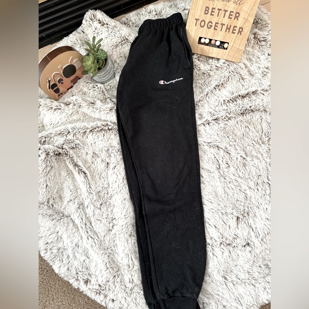 Men’s small - Champion Sweatpants Joggers